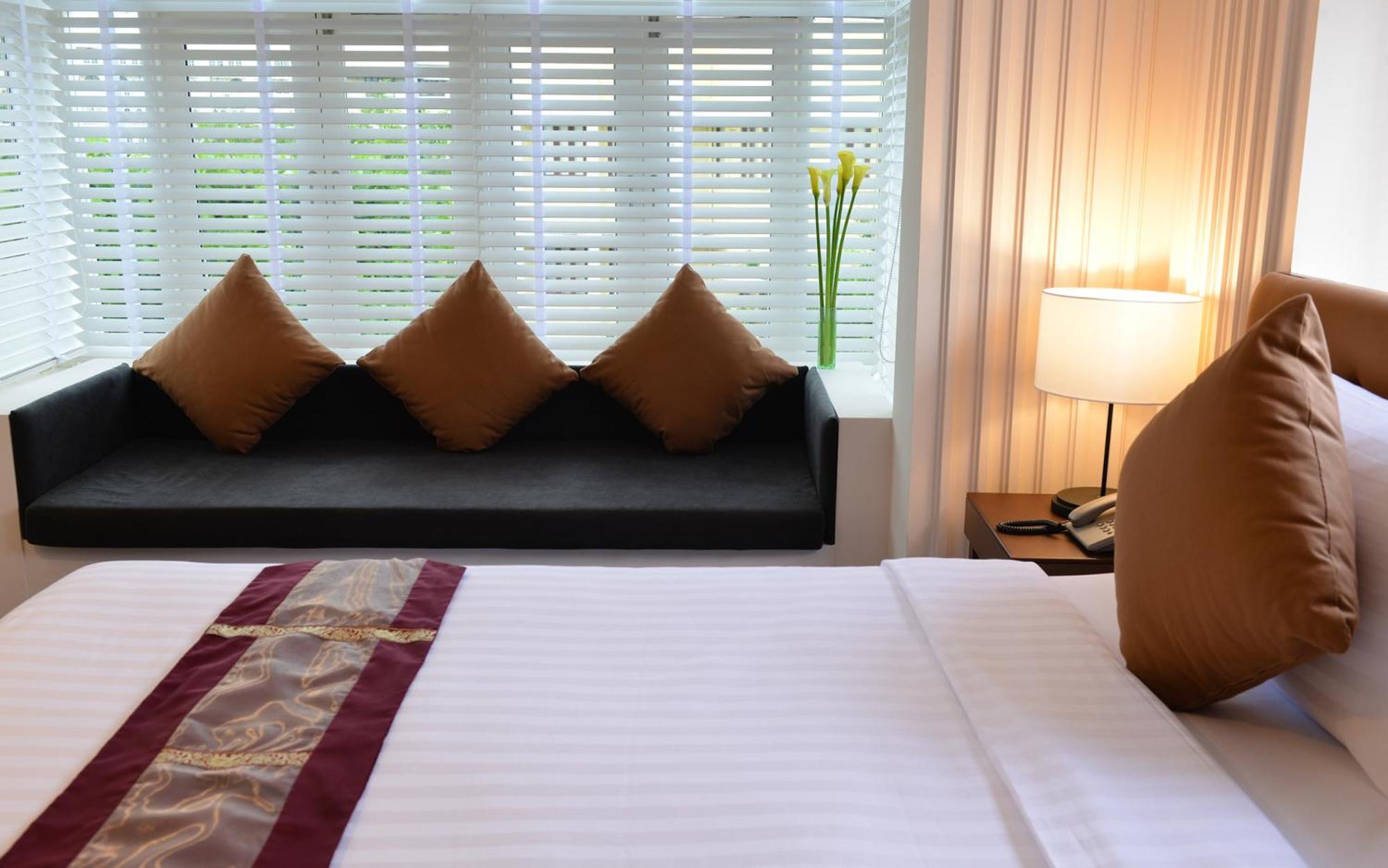 Siam Champs Elyseesi Unique Hotel Bangkok Rum bild